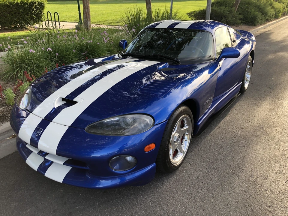 1997 Dodge Viper GTS 2nd Gen - Image 2 of 31