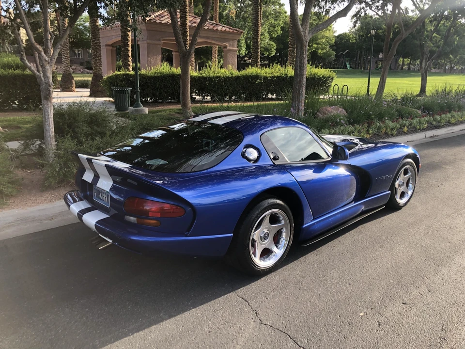 1997 Dodge Viper GTS 2nd Gen - Image 14 of 31