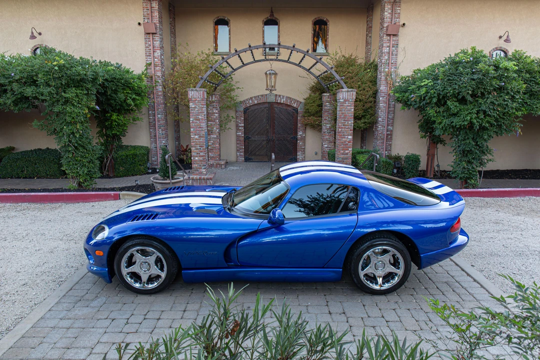 1997 Dodge Viper GTS 2nd Gen - Image 12 of 31