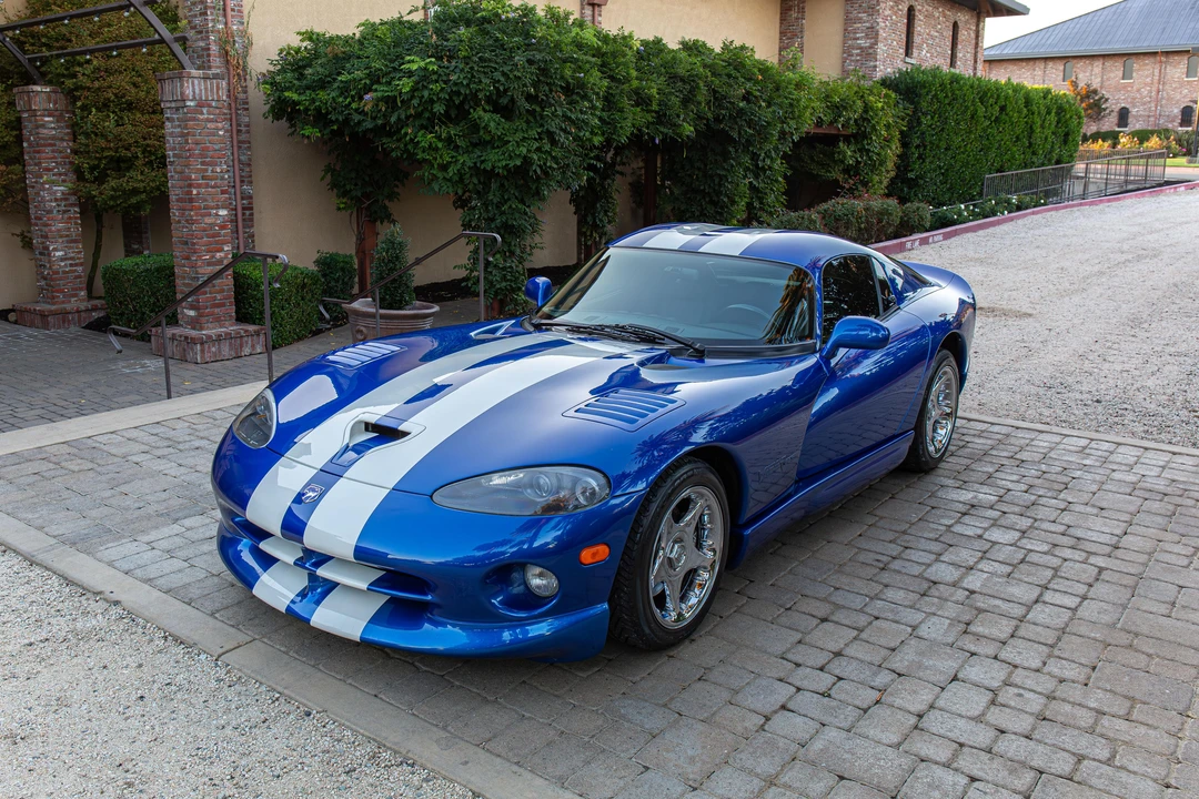 1997 Dodge Viper GTS 2nd Gen - Image 10 of 31