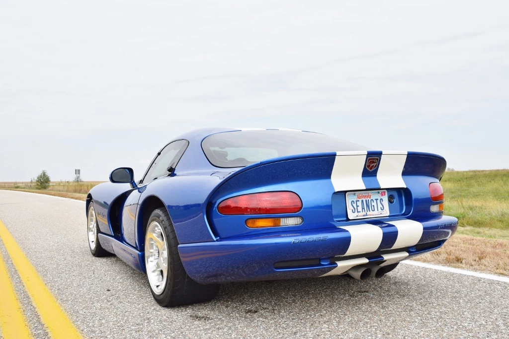 1997 Dodge Viper GTS 2nd Gen - Image 4 of 10