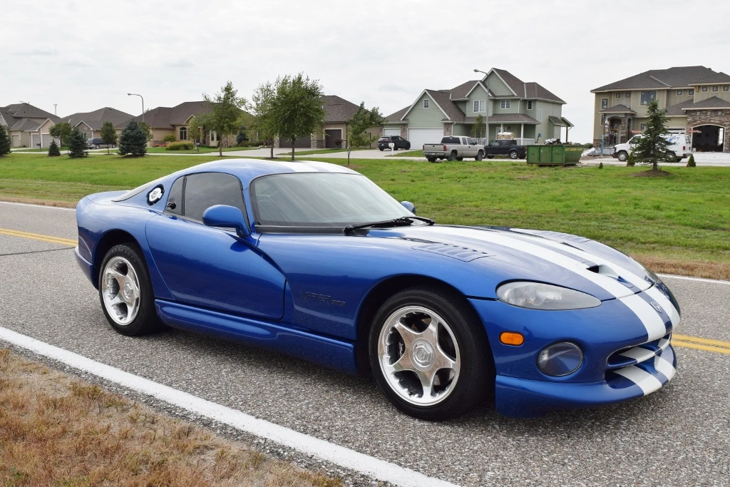 1997 Dodge Viper GTS 2nd Gen - Image 8 of 10
