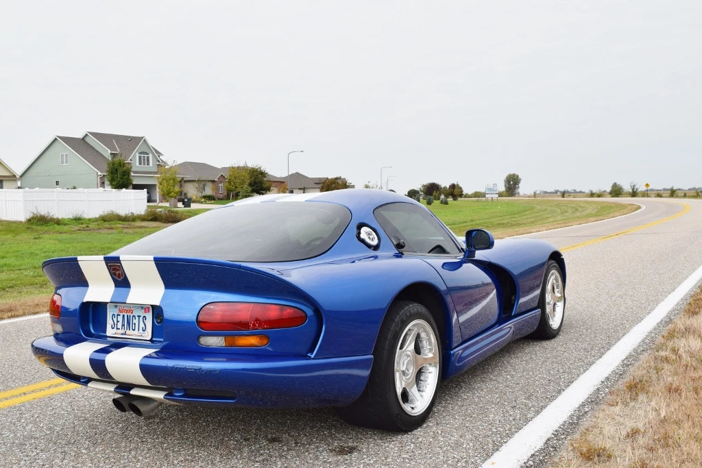1997 Dodge Viper GTS 2nd Gen - Image 6 of 10