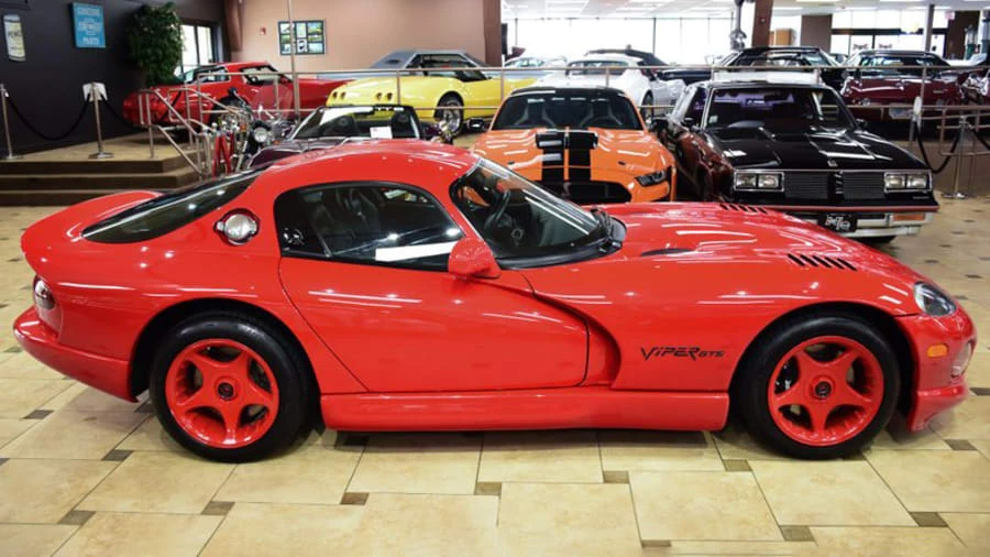1997 Dodge Viper GTS 2nd Gen - Image 2 of 27