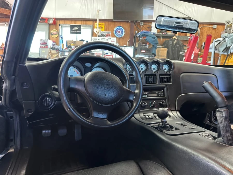 1997 Dodge Viper GTS 2nd Gen - Image 14 of 27