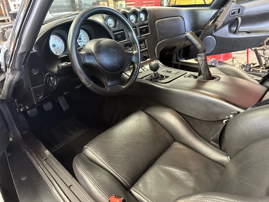 1997 Dodge Viper GTS 2nd Gen - Image 15 of 27