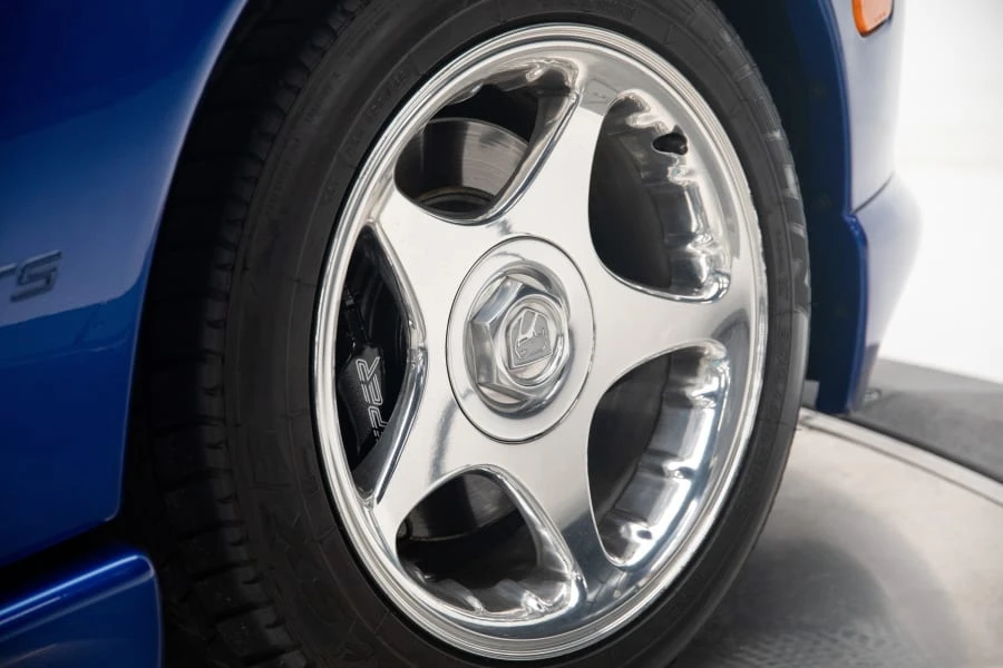 1997 Dodge Viper GTS 2nd Gen - Image 24 of 31