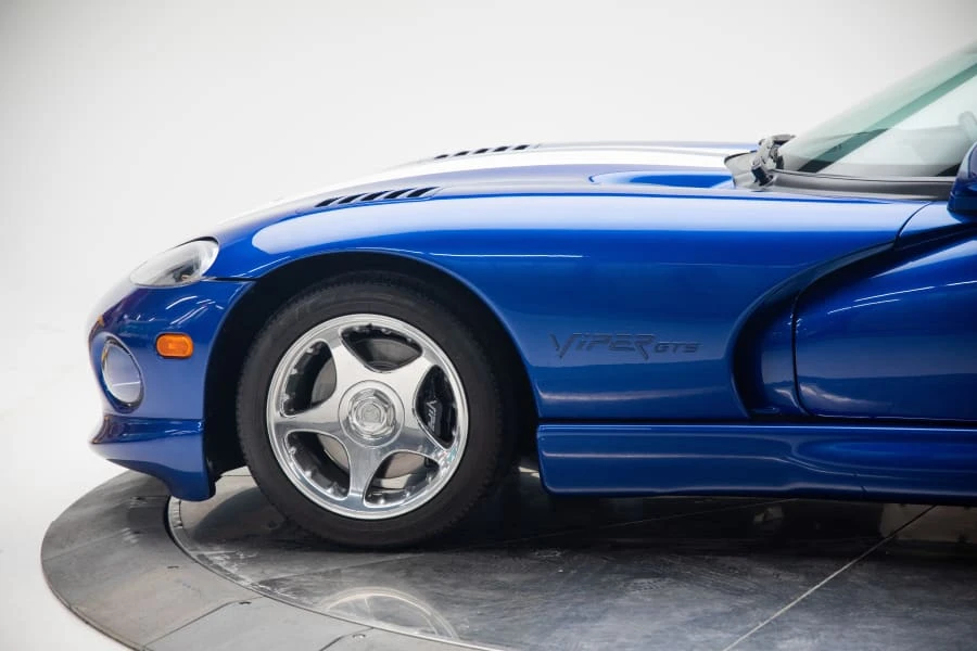 1997 Dodge Viper GTS 2nd Gen - Image 14 of 31
