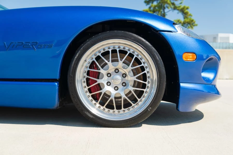 1997 Dodge Viper GTS 2nd Gen - Image 15 of 28