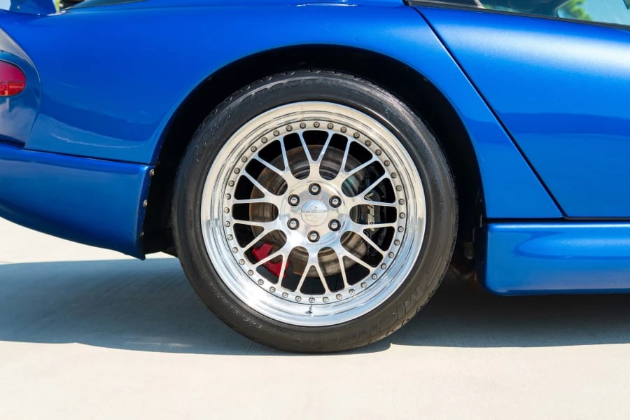 1997 Dodge Viper GTS 2nd Gen - Image 14 of 28