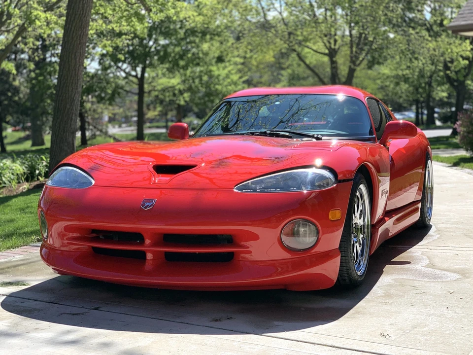 1997 Dodge Viper GTS 2nd Gen - Image 2 of 31