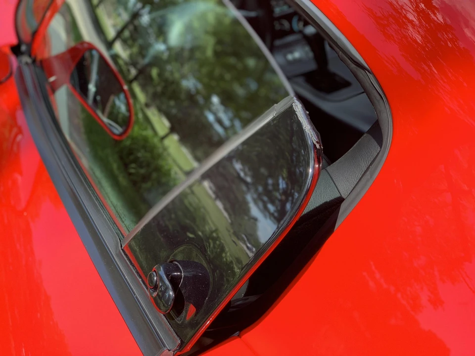 1997 Dodge Viper GTS 2nd Gen - Image 25 of 31