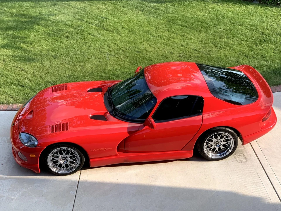 1997 Dodge Viper GTS 2nd Gen - Image 10 of 31
