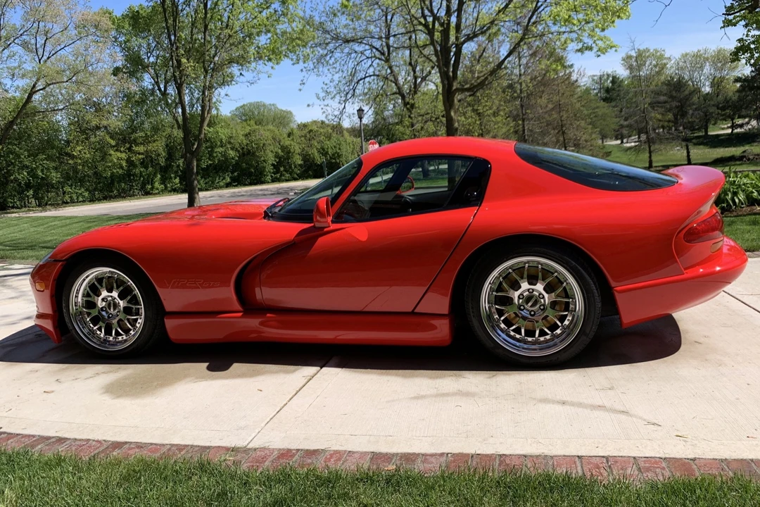 1997 Dodge Viper GTS 2nd Gen - Image 4 of 31