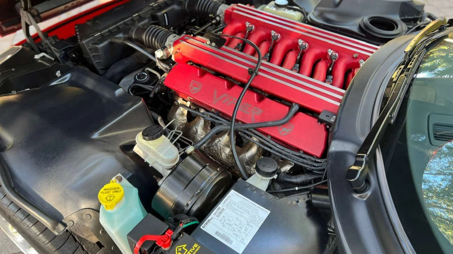 1997 Dodge Viper GTS 2nd Gen - Image 9 of 17