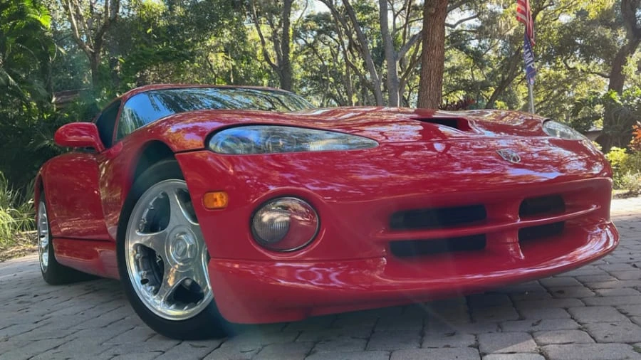 1997 Dodge Viper GTS 2nd Gen - Image 16 of 17