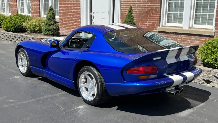 1997 Dodge Viper GTS 2nd Gen - Image 3 of 9