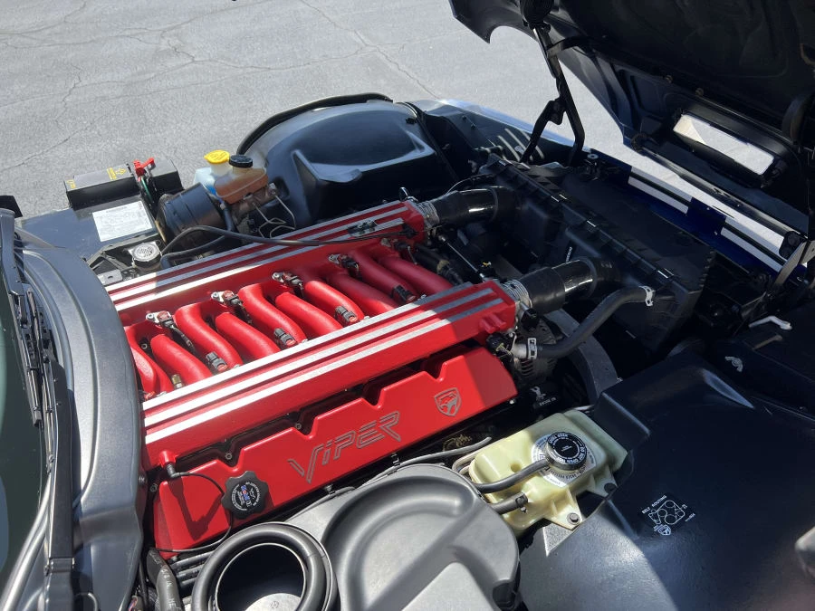 1997 Dodge Viper GTS 2nd Gen - Image 9 of 9