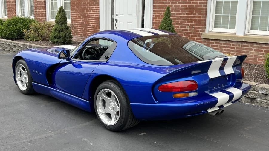 1997 Dodge Viper GTS 2nd Gen - Image 3 of 9