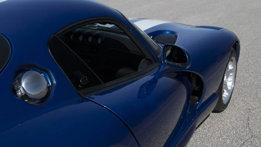 1997 Dodge Viper GTS 2nd Gen - Image 9 of 12