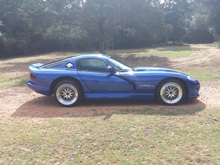 1997 Dodge Viper GTS 2nd Gen - Image 4 of 11