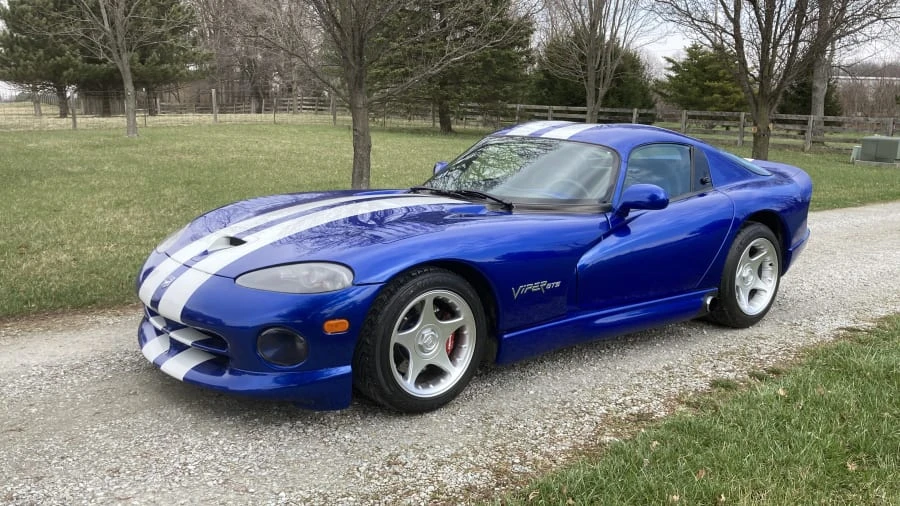 1997 Dodge Viper GTS 2nd Gen - Image 5 of 5