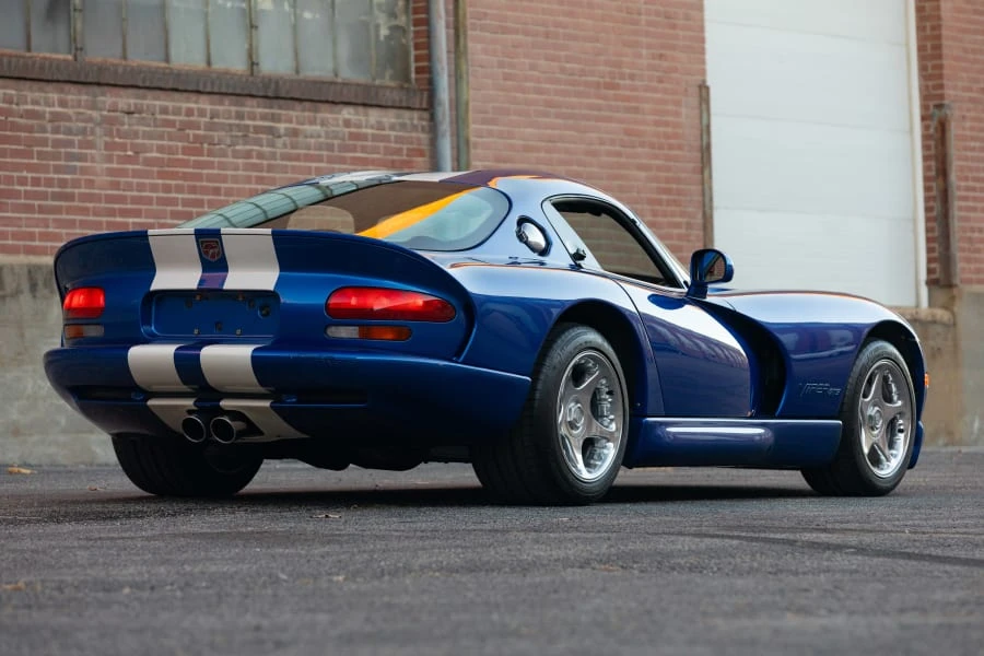 1997 Dodge Viper GTS 2nd Gen - Image 16 of 31