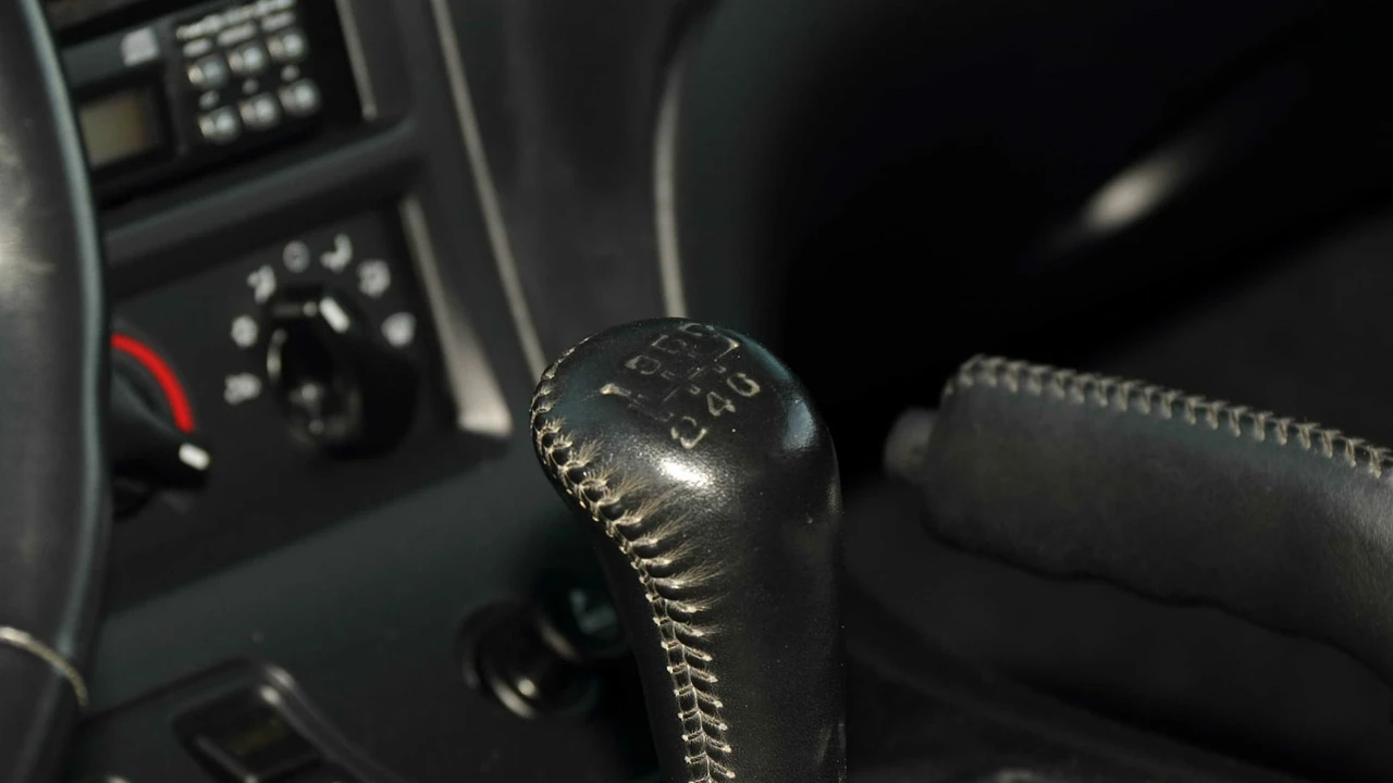 1997 Dodge Viper GTS 2nd Gen - Image 11 of 22