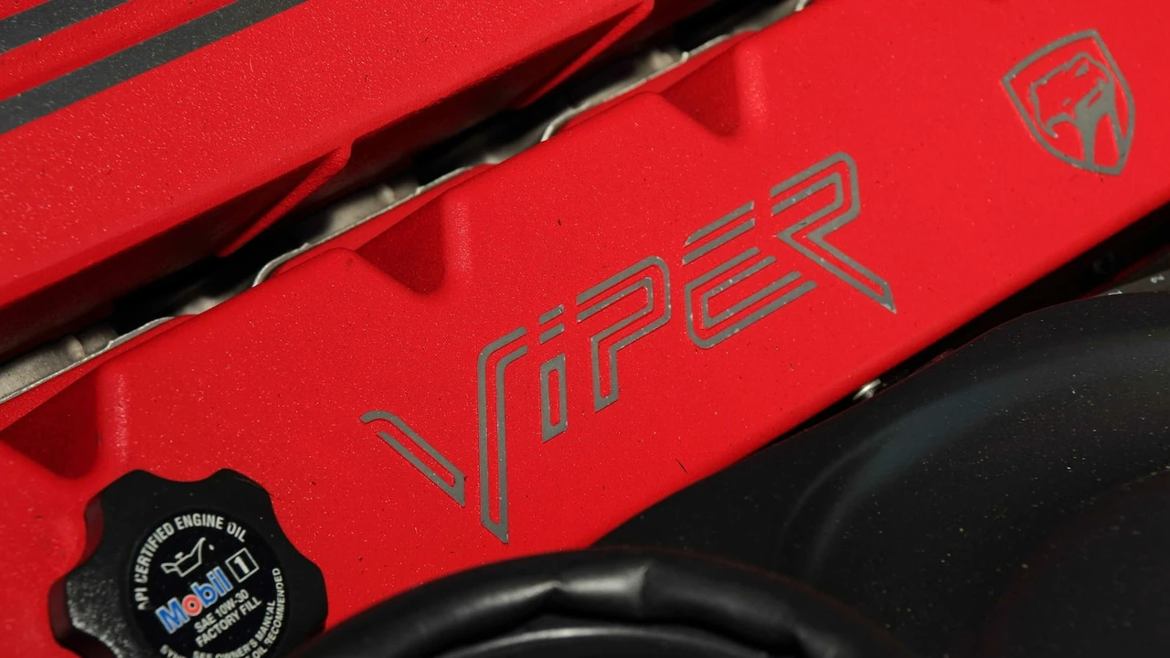 1997 Dodge Viper GTS 2nd Gen - Image 13 of 22