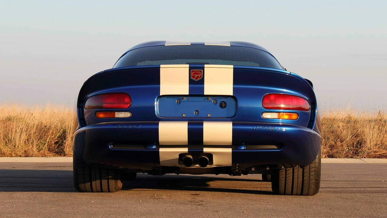 1997 Dodge Viper GTS 2nd Gen - Image 15 of 22