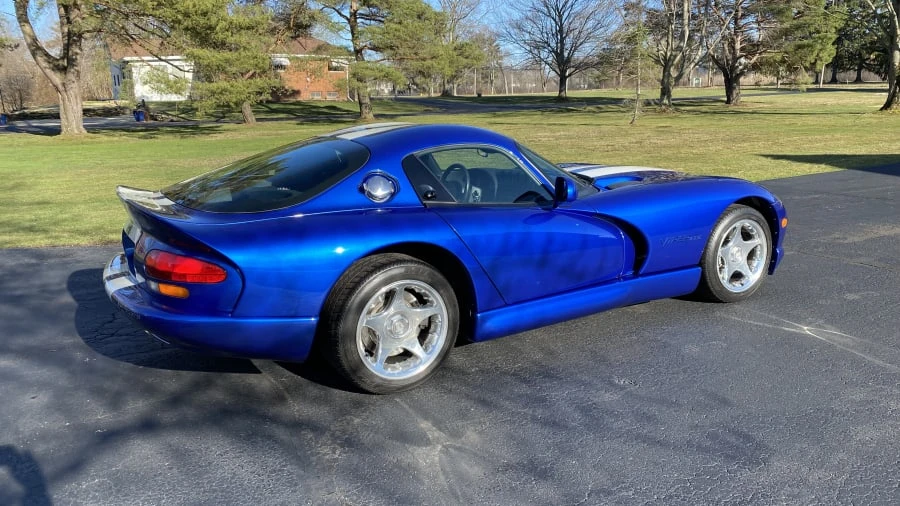 1997 Dodge Viper GTS 2nd Gen - Image 17 of 19