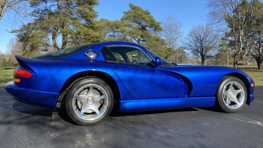 1997 Dodge Viper GTS 2nd Gen - Image 18 of 19
