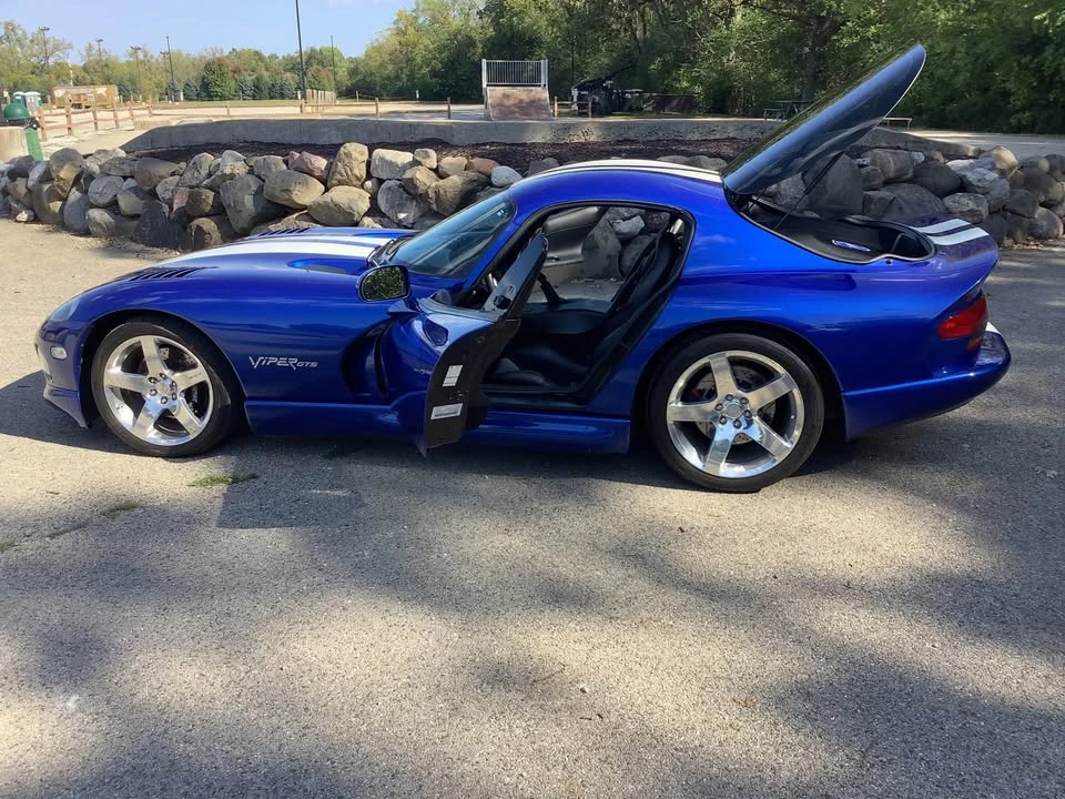 1997 Dodge Viper GTS 2nd Gen - Image 19 of 20