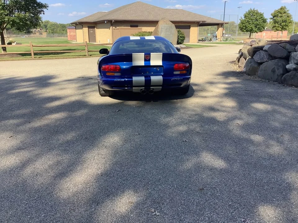 1997 Dodge Viper GTS 2nd Gen - Image 3 of 20