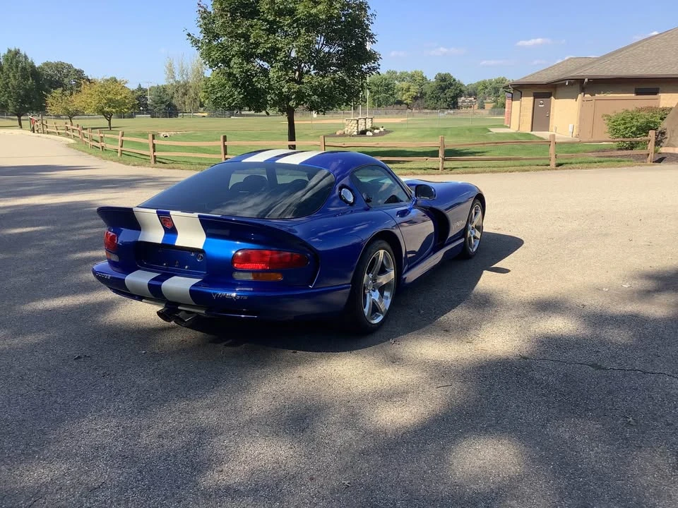 1997 Dodge Viper GTS 2nd Gen - Image 4 of 20
