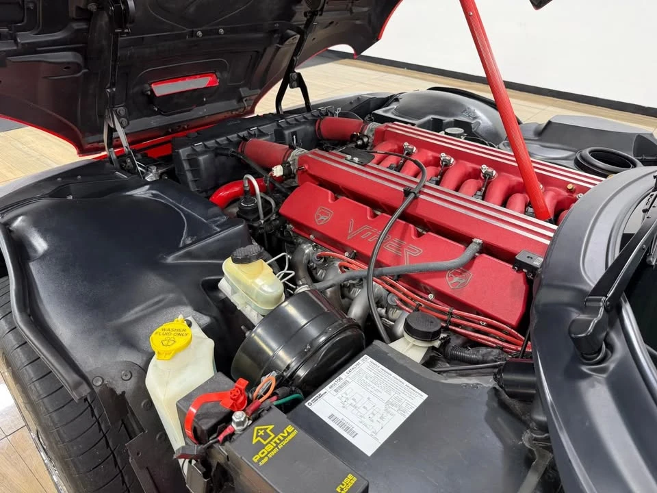 1997 Dodge Viper GTS 2nd Gen - Image 4 of 4