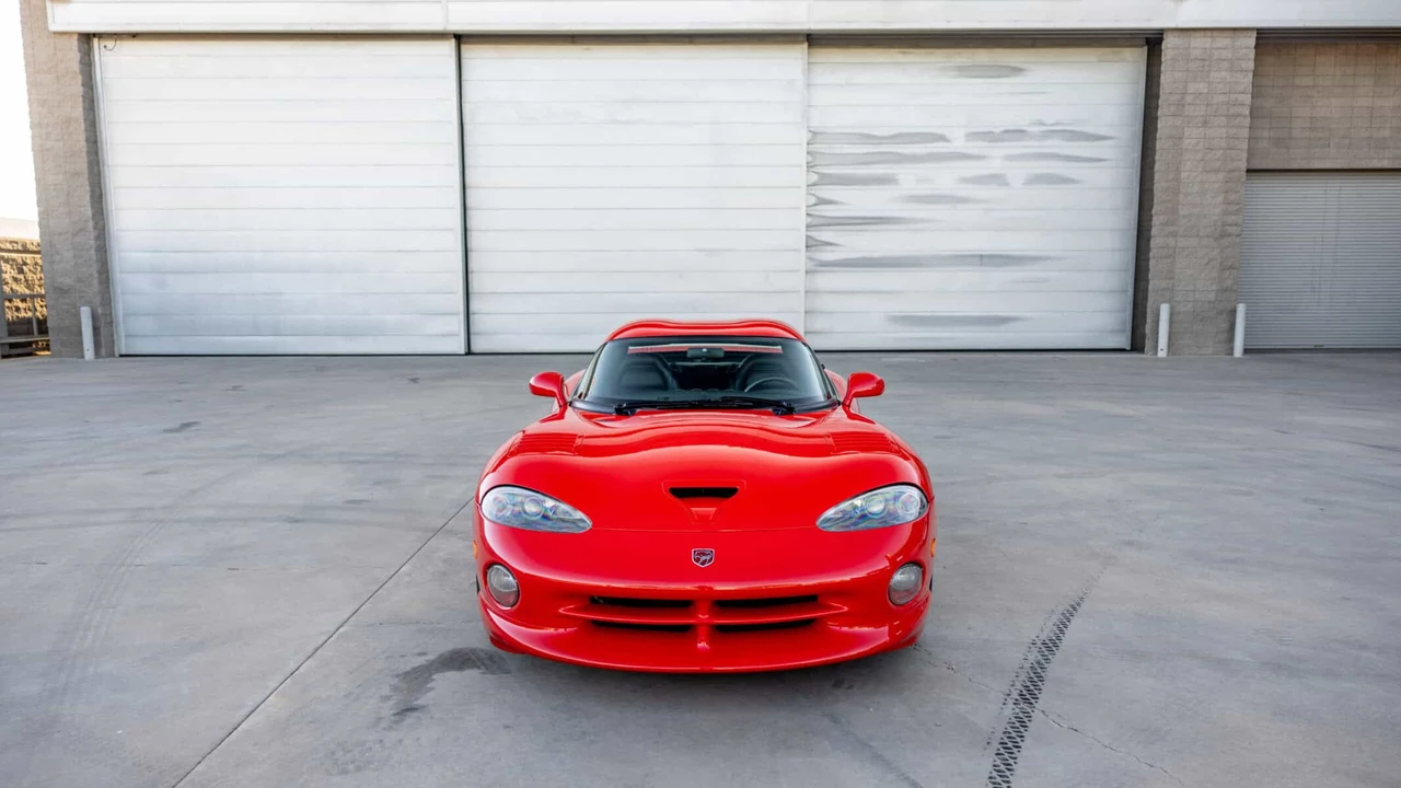 1997 Dodge Viper GTS 2nd Gen - Image 21 of 31