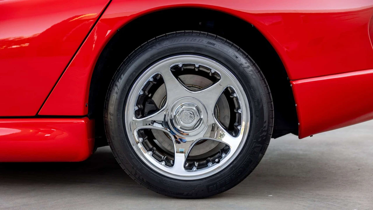1997 Dodge Viper GTS 2nd Gen - Image 31 of 31