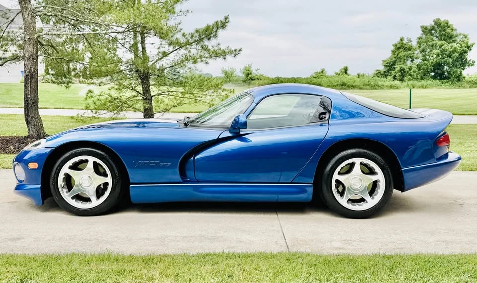 1997 Dodge Viper GTS 2nd Gen - Image 10 of 20