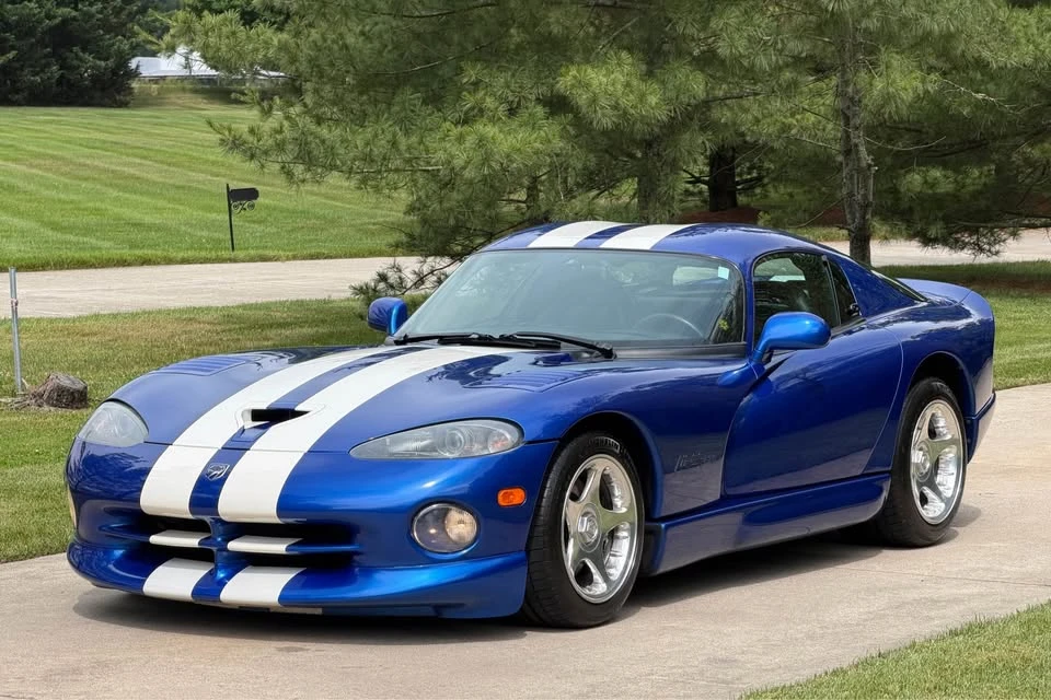 1997 Dodge Viper GTS 2nd Gen - Image 3 of 20