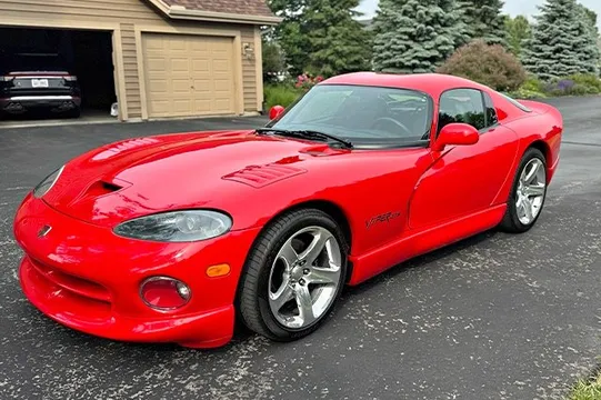 1997 Dodge Viper GTS