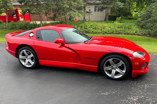 1997 Dodge Viper 2nd Gen - Image 2 of 11