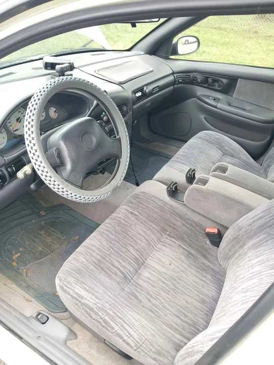 1997 Dodge Intrepid - Image 4 of 18