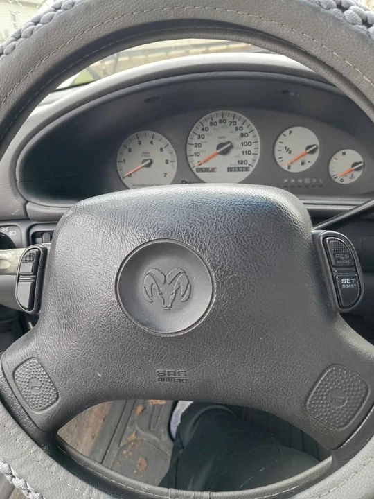 1997 Dodge Intrepid - Image 6 of 18