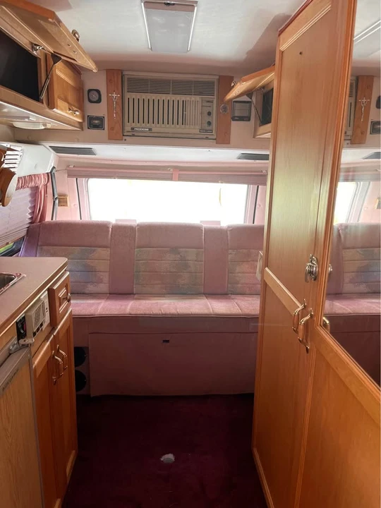 1997 Dodge Ram Van - Image 3 of 5