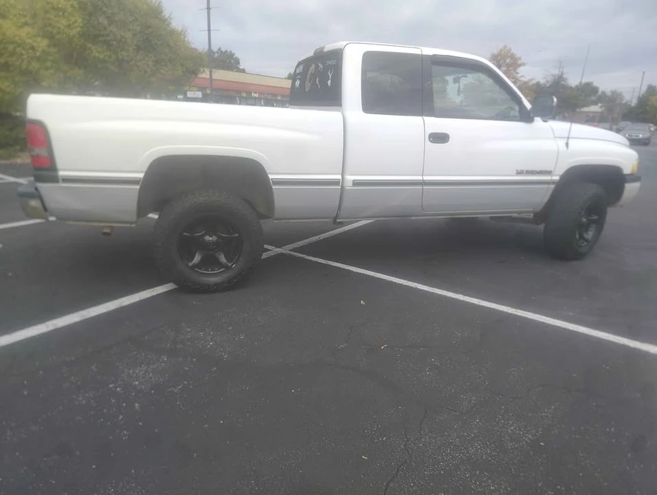 1997 Dodge Ram 1st Gen - Image 4 of 8