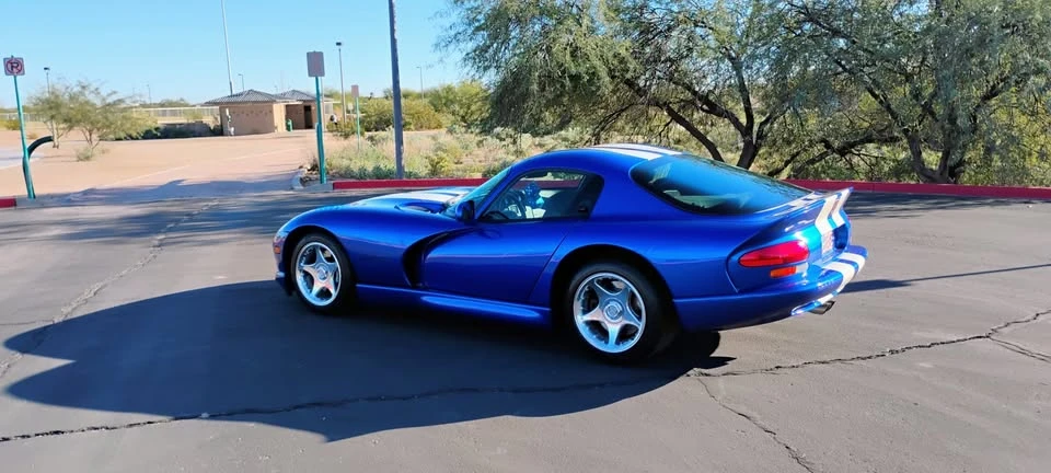1997 Dodge Viper 2nd Gen - Image 2 of 8