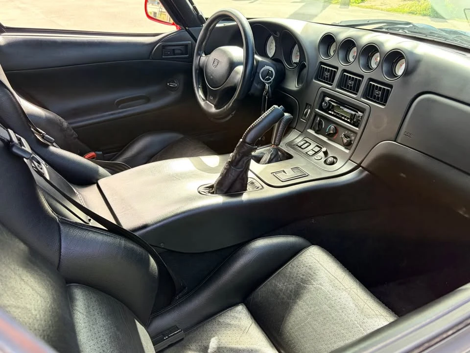 1997 Dodge Viper GTS 2nd Gen - Image 12 of 16
