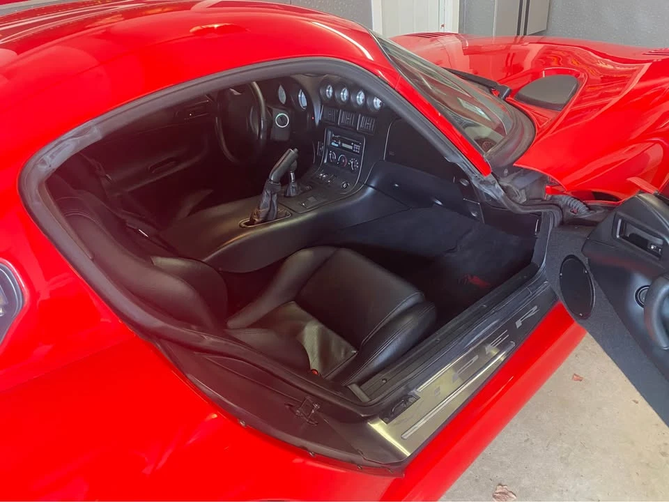 1997 Dodge Viper GTS 2nd Gen - Image 4 of 9