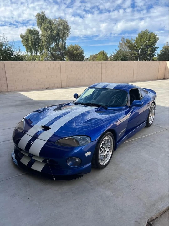 1997 Dodge Viper GTS 2nd Gen - Image 4 of 4